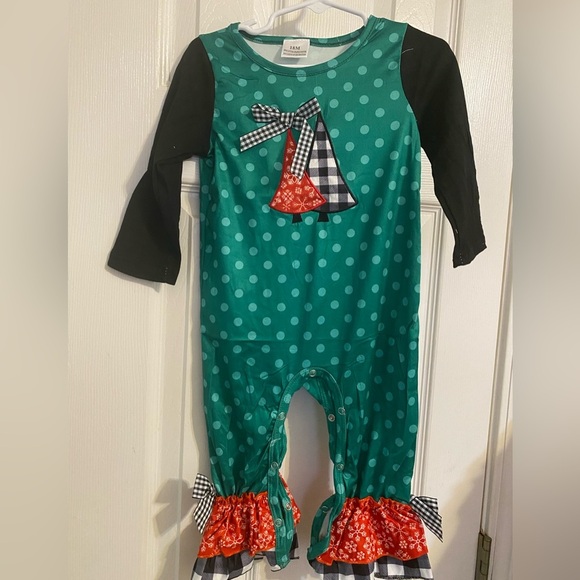 New Holiday Romper - 18 months - Picture 1 of 8